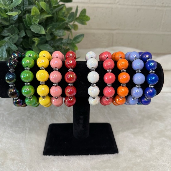 Garold Miller set of 10 fun iridescent stretch bracelets - Picture 1 of 4
